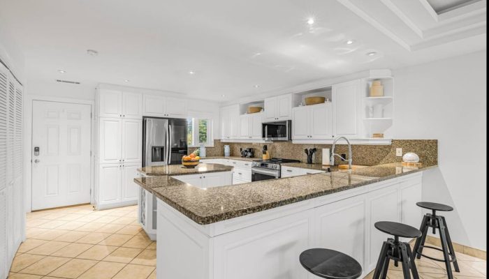 6b121030-d8bb-471c-b9d1-ff29abeb726c